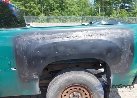 2011 Chevrolet Silverado 1500 Lt from USA, damaged, VIN 1GCRKSE34BZ174216